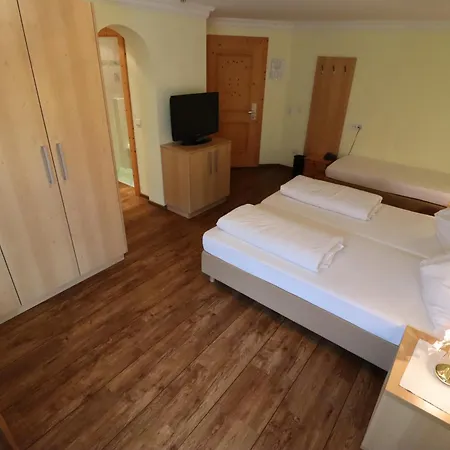 Fuchs Bed & Breakfast