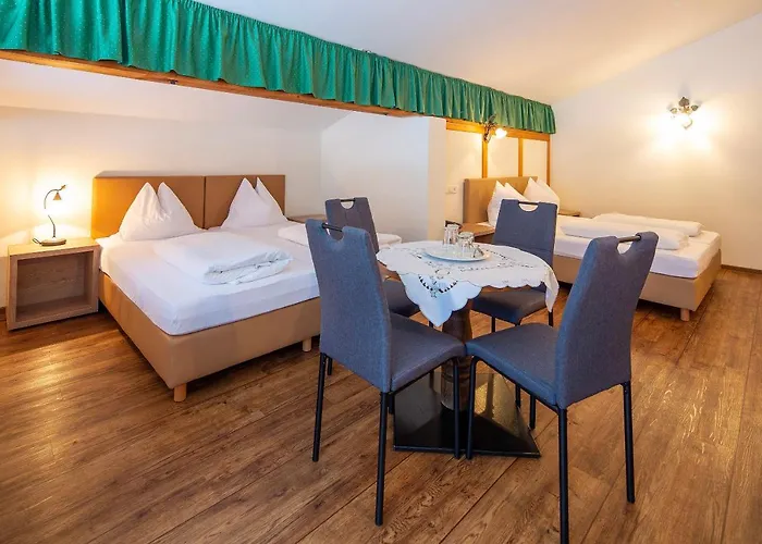 Bed & Breakfast Fuchs 4*