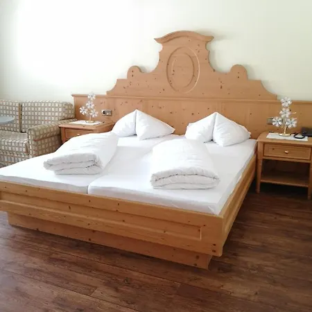 Bed & Breakfast Fuchs 3*