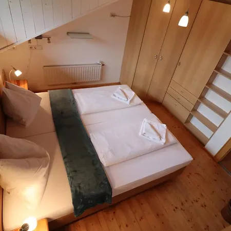 Fuchs Bed and Breakfast