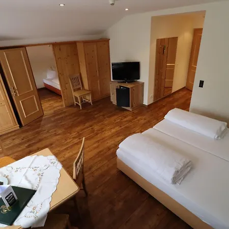 Bed & Breakfast Fuchs 3*