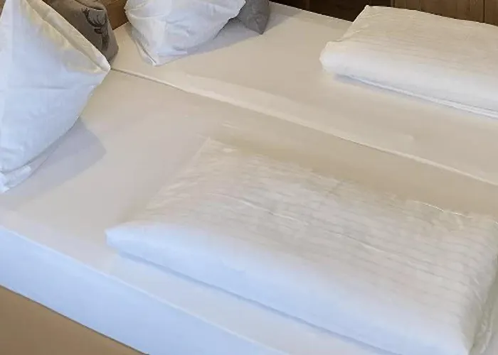 Fuchs Bed & Breakfast 4*